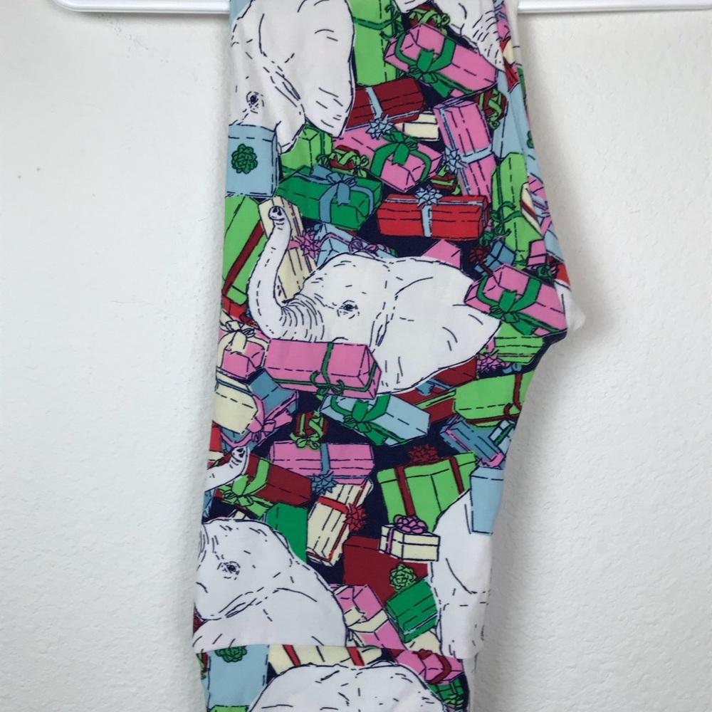 Lularoe OS holiday leggings